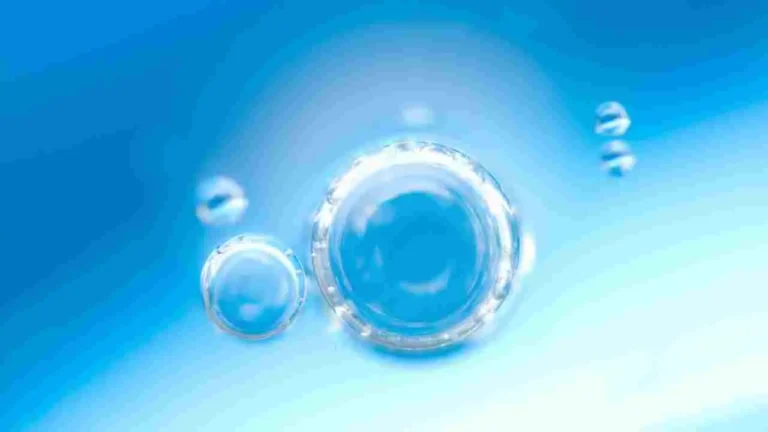 everyday science MCQs on water pressure and buoyancy